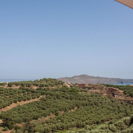 Hillside Seaview Apartment Сталос Экстерьер фото
