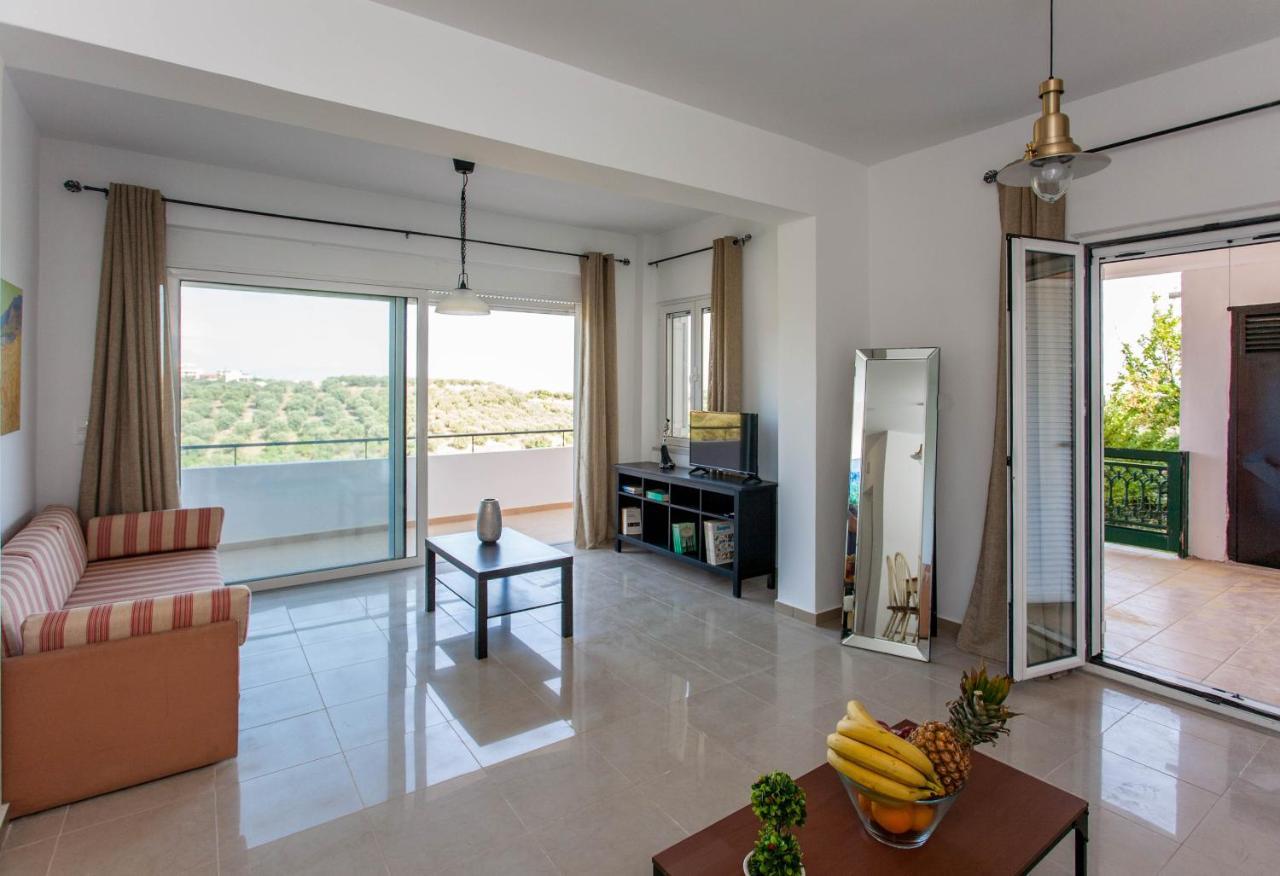 Hillside Seaview Apartment Сталос Экстерьер фото