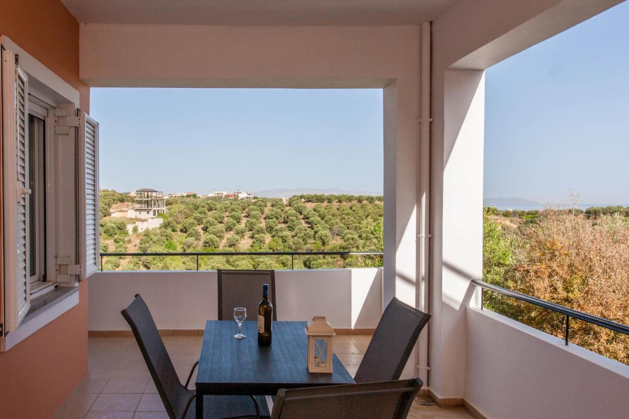 Hillside Seaview Apartment Сталос Экстерьер фото